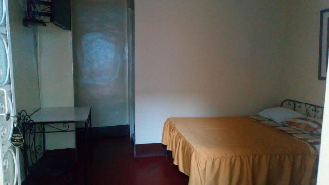 Hostal Virrey & Tours Trujillo Exteriör bild